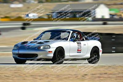 media/Dec-13-2025-Extreme Speed (Sat) [[d129ecb0b9]]/Beginner/Session 2 (Turn 4)/